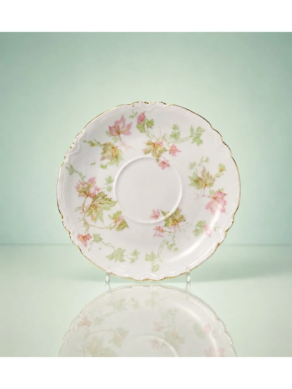 Hutschenreuther Bavaria 1940s Maple Leaf Scalloped Orphan Saucer, 5.5” FREE SHIP
